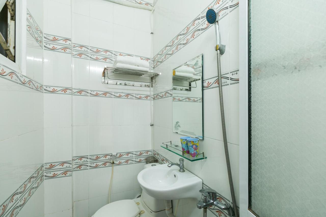 Spot On 691 Little England Homestay Đà Nẵng Exterior foto