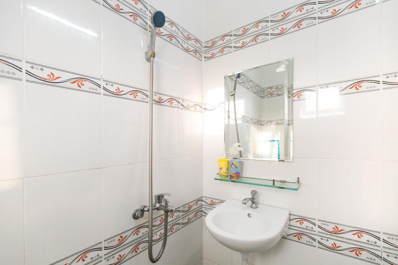 Spot On 691 Little England Homestay Đà Nẵng Exterior foto